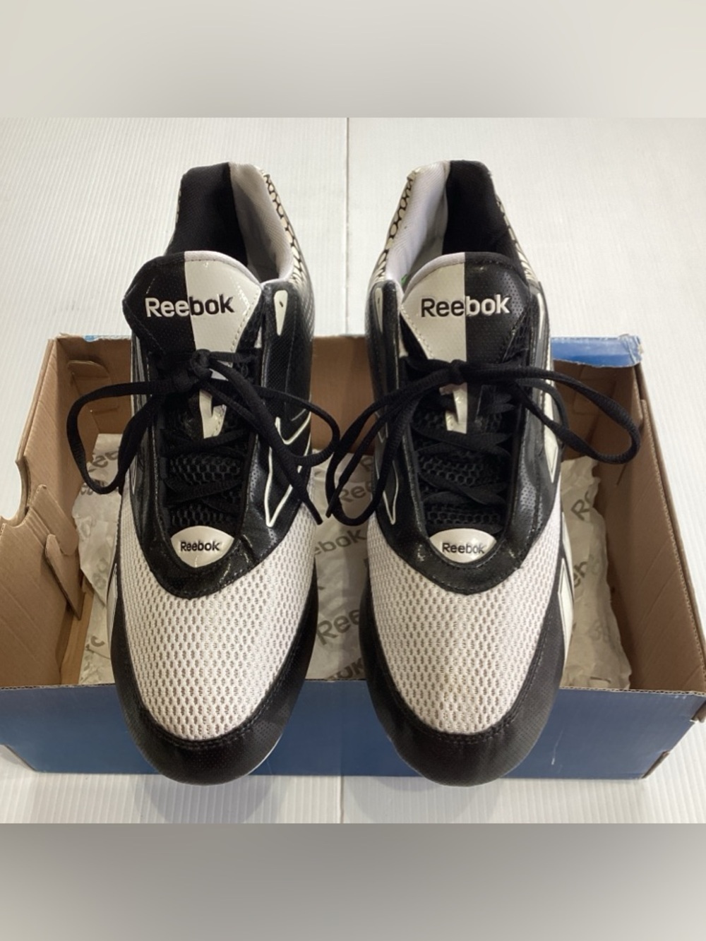 Reebok U-Form 4Speed Low M4 (11) Black/White Mens Football Cleats J82648 Size 13
